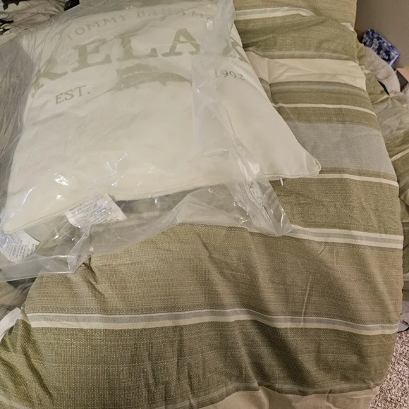 Tommy Hilfiger Sage and White Comforter Set
